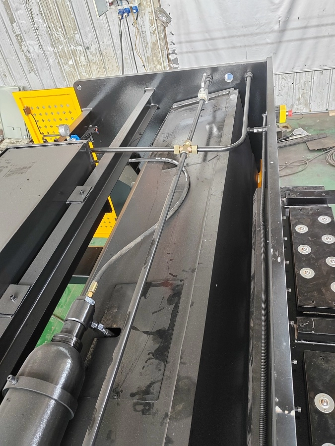 Гильотина гидравлическая Stalex HSB 3200x12