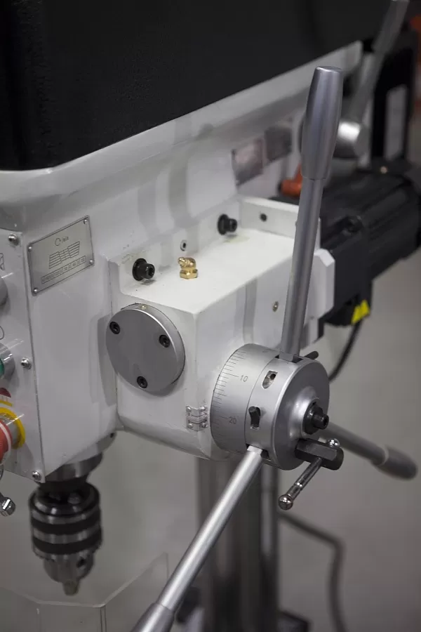 Сверлильно-резьбонарезной станок STALEX MTB-25PF