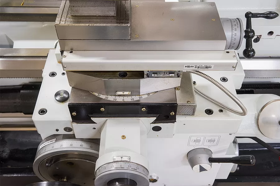 Станок токарно-винторезный STALEX C6256/2000