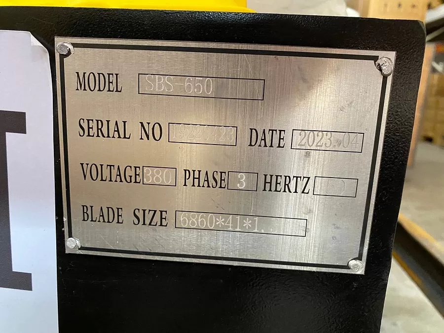 Гидравлический ленточнопильный колонный станок Stalex SBS-650