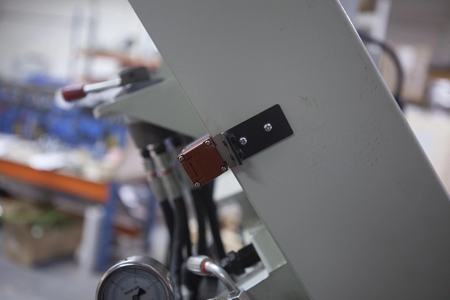 Станок полуавтоматический двухколонный Stalex TGK-4235