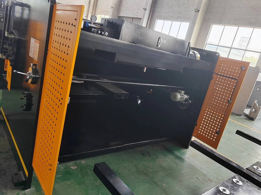 Гильотина гидравлическая Stalex HSB 3200x12