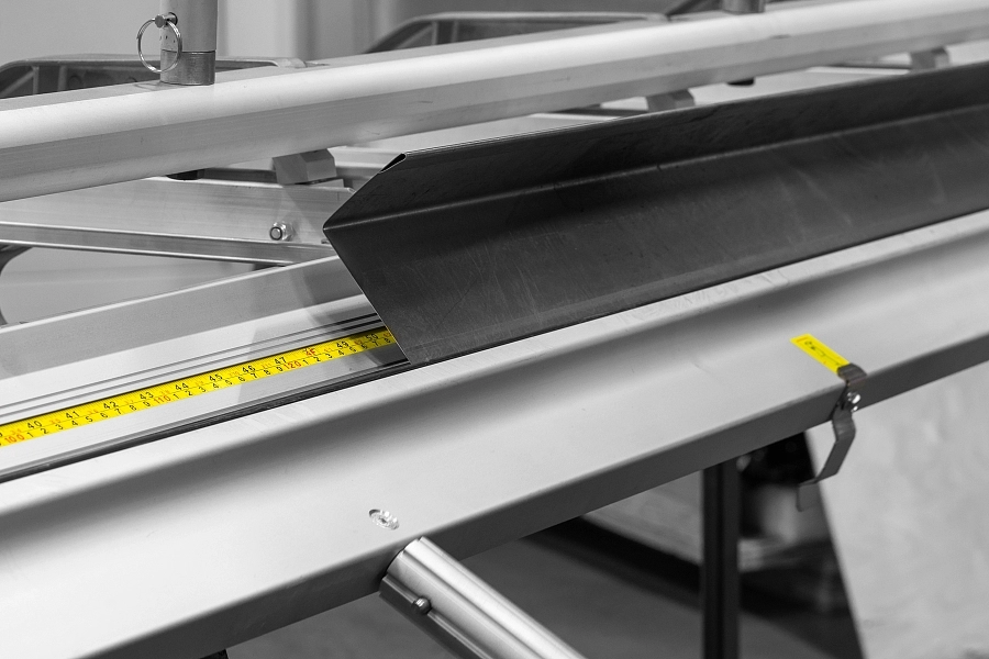 Мобильный непроходной листогиб STALEX PRO-14 3,2 метра